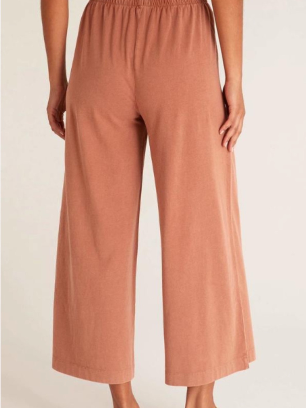 Z Supply Scout Pant in XS
Wide leg, cropped.